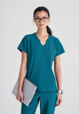 GREYS ANATOMY EVOLVE - F 1PKT  Classic   Sway Tuck-In Top  360 Stretch